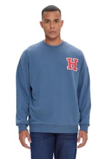 AC&Co/Altınyıldız Classics Oversize Fit Bol Kesim Harvard Lisanslı 3 İplik Pamuklu Bisiklet Yaka Sweatshirt