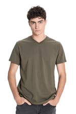 AC&Co/Altınyıldız Classics Slim Fit Dar Kesim V Yaka Pamuklu V Yaka Kısa Kollu Tişört