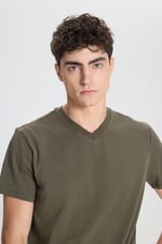 AC&Co/Altınyıldız Classics Slim Fit Dar Kesim V Yaka Pamuklu V Yaka Kısa Kollu Tişört