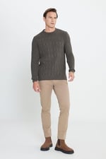 AC&Co/Altınyıldız Classics Standart Fit Normal Kesim Bisiklet Yaka Jakarlı Triko Kazak