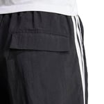 adidas Essentials 3-Stripes Lifestyle Woven Şort, JE1309