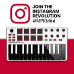 AKAI Professional MPK Mini MKII LE White - 16 arkadan aydınlatmalı pad, 8 atanabilir Q-link kontrolü ve 4 yönlü kumanda kolu ile taşınabilir 25 düğmeli USB MIDI klavye kontrol cihazı