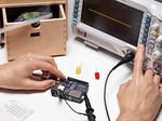 Arduino UNO R4 WiFi [ABX00087] – Renesas RA4M1 + ESP32-S3, Wi-Fi, Bluetooth, USB-C, CAN, 12-bit DAC, OP AMP, Qwiic Connector, Gelişmiş IoT ve Gömülü Projeler için 12x8 LED Matrisi