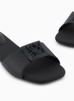 Armani Exchange Logolu Tek Bantlı Terlik Bayan TERLİK XDP055 XV921 00002