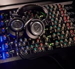 Audio-Technica ATH-AVC200 kapalı, dinamik kulaklık Siyah - Seçenekler: ATH-AVC200, ATH-AVC400