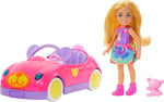 Barbie Chelsea Araç Barbie Chelsea araç seti, sarışın küçük bebek, oyuncak araba ve ayıcık aksesuarı HXN05