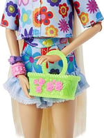 Barbie Extra - Mavi Etekli Bebek, Bükülebilen Esnek Eklemli, Hayvan Dostu Yavru Tavşan, 3 Yaş ve Üzeri için (HDJ45)