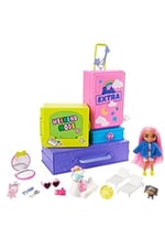 Barbie Extra Mini ve Hayvan Dostları'nın Seyahat Maceraları Oyun Seti, 2 yavru köpek ve Barbie Extra mini bebek, havuz, kaydırak, parti salonu ve aksesuarlar, 3 yaş ve üzeri HDY91