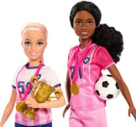 Barbie kariyer bebekleri ve 15 aksesuar, Barbie 'Brooklyn' ile sarı saçlı ve minyon bebek, 2 kale, 2 top ve daha fazlasıyla Futbolcu Bebekler oyun seti, HRG88