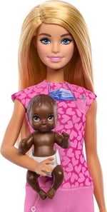 Barbie Kariyer Oyun Setleri - Doktor Bebek Çocuk Doktoru Barbie, sarışın bebek, 1 bebek figürü, mobilya ve aksesuarlar JCR72