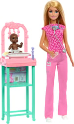 Barbie Kariyer Oyun Setleri - Doktor Bebek Çocuk Doktoru Barbie, sarışın bebek, 1 bebek figürü, mobilya ve aksesuarlar JCR72
