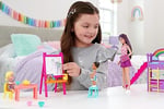 Barbie Skipper Bebek Bakıcılığı Eğlencesi Oyun Seti 3 bebek, mobilya ve 15'ten fazla aksesuar ile Barbie Skipper Bebek Bakıcılığı Eğlencesi oyun seti HND18 | 3 Bebek, Mobilya ve 15+ Aksesuar, Ranzalar