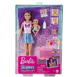 Barbie ve aksesuarları, Skipper bebek, uykulu bebek figürü ve beşikli oyun seti, mobilya ve temalı aksesuarlar, Bebek Bakıcısı, HJY33