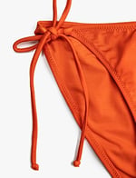 Basic Bikini Altı Yanları Bağlama Detaylı