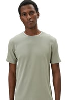 Basic Tişört Kumaş Detaylı Bisiklet Yaka Slim Fit Dokulu