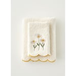 Bella Maison Daisy Scallop Kenar El Havlusu Bej (30x50 Cm) Bej
