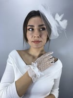 Beyaz Puantiyeli Eldiven Ve Beyaz Vualet Takımı