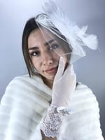 Beyaz Uzun Fiyonklu Eldiven Ve Beyaz Vualet Nikah Takımı