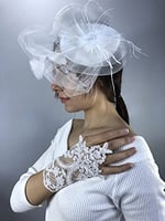 Beyaz Vualet Ve Beyaz Parmak Detaylı Eldiven Nikah Takımı