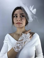 Beyaz Vualet Ve Beyaz Parmak Detaylı Eldiven Nikah Takımı