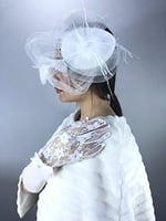 Beyaz Vualet Ve Beyaz Uzun Fiyonklu Eldiven Nikah Takımı