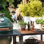 Big Green Egg Akasya Raf