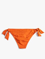 Bikini Altı Normal Bel Yanları Bağlama Detaylı