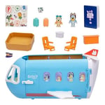 Bluey 3'ü 1 Arada Dönüştüren Uçak Oyun Seti, Bir Uçaktan Bir Tatil Köyüne ve Tekneye Dönüşür! 27 inç/70 cm Genişliğinde Tatil Köyü Oyun Seti, 25'ten Fazla Ses ve İfadeye Açılır