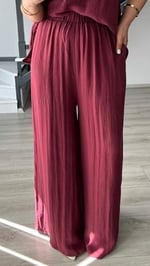 Bordo Kendinden Dokulu Bağlamalı Bluz-Pantolon Takım - Bedenler: S, M