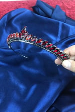 Bordo Rengi İnce Mekik Taşlı Gelin Kına Tacı