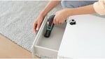 Bosch akülü tornavida IXO (7. nesil; 3,6 V; 2,0 Ah; 5,5 Nm; set açılı ve eksantrik başlık dahil; mikro USB kablosu; 190 vidaya kadar vidalayın; saklama kutusunda