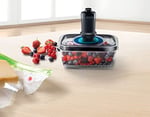 Bosch MSZV6FS1 vakumlu saklama seti, vakum pompası, 1,0 l Tritan vakumlu saklama kabı, 3 vakumlu saklama torbası (1,2 l ve 3,8 l), BPA içermez, bulaşık makinesinde yıkanabilir