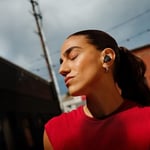 Bose QuietComfort Ultra Kablosuz Kulaklık, 2. Nesil, Gürültü Engelleyici, Mikrofonlu, 6 Saat Pil Ömrü, IPX4 Su Dayanıklı, USB-C Şarj, Siyah