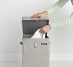 Brabantia - İstiflenebilir çamaşır sepeti, kolay doldurulur ve boşaltılır - büyük hacim - hızlı şekilde düz katlanır - hafif ve sağlam saplar - gri - 35 L - 37,0 x 44,5 x 32,0 cm