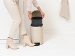 Brabantia - NewIcon pedallı çöp kovası 12 l – mutfak veya yatak odası için orta çöp kutusu – yumuşak kapanan kapak – kolay p - Seçenekler: 3 L, 3 Liter, 5 L, 5 Litre, 12 L, 12 Liter, 20 L, 20 litre...