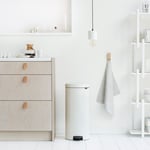 Brabantia Newicon White Pedalli Çöp Kutusu 30 L (BRA 111785)
