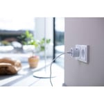 Brennenstuhl Comfort-Line Mini 3+1 kablosuz priz seti, 3'lü uzaktan kumanda seti (iç mekan, el vericisi ve yüksek temas koruması) beyaz