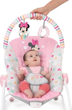 Bright Starts Disney Bebek Minnie Mouse'u Titreşimli ve Çıkartılabilir Oyuncak Çubuğuna Sahip, Bebekten Yürümeye Başlayana Sallanan Oyuncaklı Beşik - Forever Besties, Yenidoğan ve Üzeri
