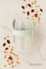Busstier Müsli ve Granola Kapsülü, 1100 ML Sızdırmaz Yoğurt Kabı, Take And Go Kaşıklı Granola Kabı, Pratik ve Taşınabilir Tasarım (Beyaz)