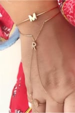 by milo jewellery 14 ayar altın Harf şahmeran SARI Tek Ebat