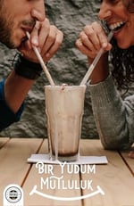 By Tüfekçi Vanilya Milkshake ve Smoothie İçecek Tozu 1000 Gr – Yoğun Vanilya Aroması, Kafe Tipi, Pratik Karışım