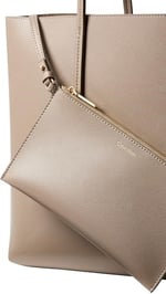 Calvin Klein FOIL LOGO TOTE W/POUCH Çanta Kadın