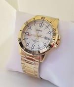 Casio Erkek MTP-VD01G-9EVUDF Standart Kol Saati, Altın Sarısı, Standart