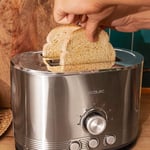 Cecotec Dikey Çelik Ekmek Kızartma Makinesi, Çift Kısa Yuvalı Shine&Toast Çiftli. 850W, 2 Tost Kapasitesi, 3,8 cm Genişliğinde Yuvalar, Işıklı Halka, 7 Tost Seviyesi, Üst Çubuklar