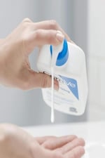 CeraVe-Nemlendirici Losyon Kuru Ciltler Seramid ve Hyalüronik Asit İçerikli Yüz Vücut 236ml 3337875597210