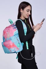 Coral High Yeşil Pembe Flamingo Desenli Sırt Çantası - Okul ve Günlük - USB+AUX Soketli