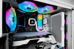 Corsair QL Serisi, iCUE QL120 RGB, 120mm, PWM, Lighting Node CORE RGB Kontrolcü Dahil, RGB Fan, 3'lü Paket (CO-9050098-WW)