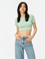 Crop Tişört Bisiklet Yaka Kısa Kollu Slim Fit