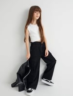 Crop Triko Atlet Halter Yaka Dar Kalıp Asimetrik Kesim