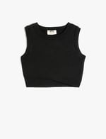 Crop Triko Atlet Halter Yaka Dar Kalıp Asimetrik Kesim